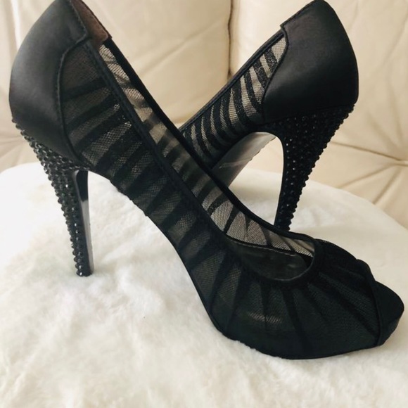 Mixx Shuz Shoes - NWOT Mesh rhinestone heels